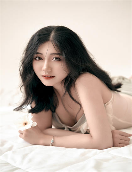 美术设计：尔科姆的一家 第七季的叙事技巧与导演风格——文化符号的象征意义